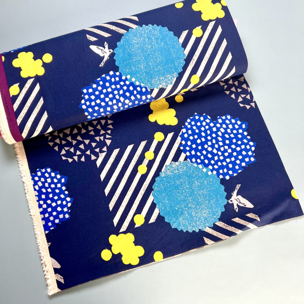 ST10145 robuster Canvas Stoff KOKKA dunkelblau Kreise Streifen Vögel